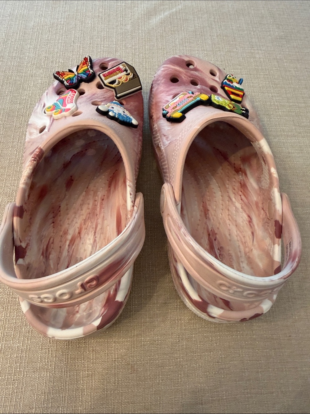 Mules & Clogs - Picture 3 of 4